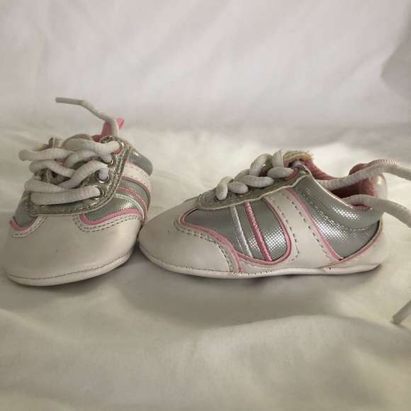 Shoes - Picture 2 of 2